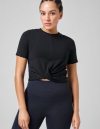 Casall Delight Short Wrap Tee - Black