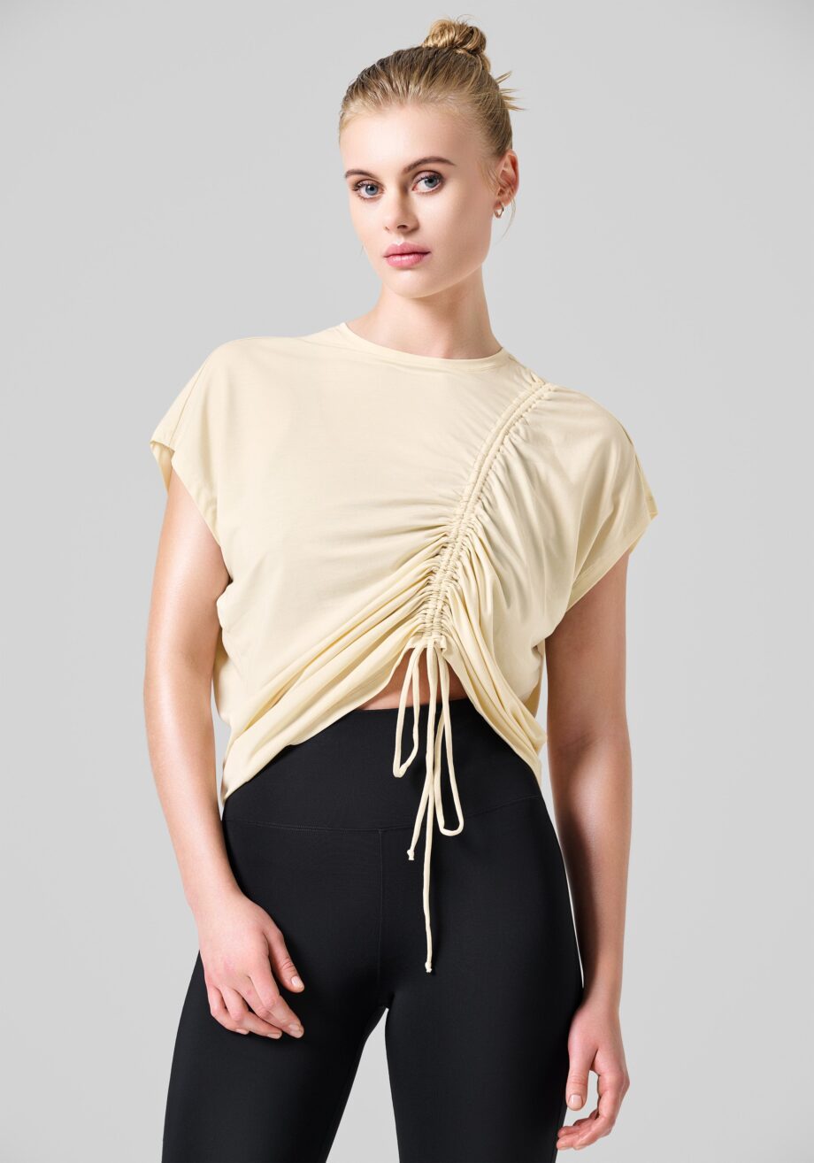 Casall Delight Gathering Tee - Milky Vanilla