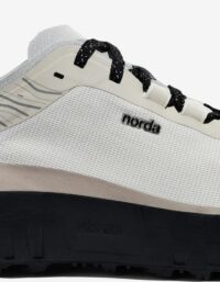 Norda 001 Cinder (Herr): 46 (US 12/UK 11)