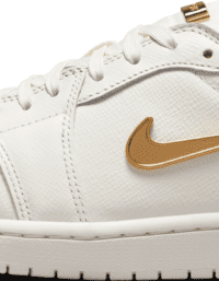 Nike Air Jordan 1 Low Method of Make