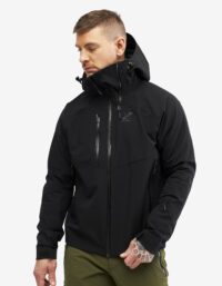 Revolution Race Jackor > Regn- & Skaljackor - Cyclone 3L Shell Jacket - Herr - Black, Storlek:S