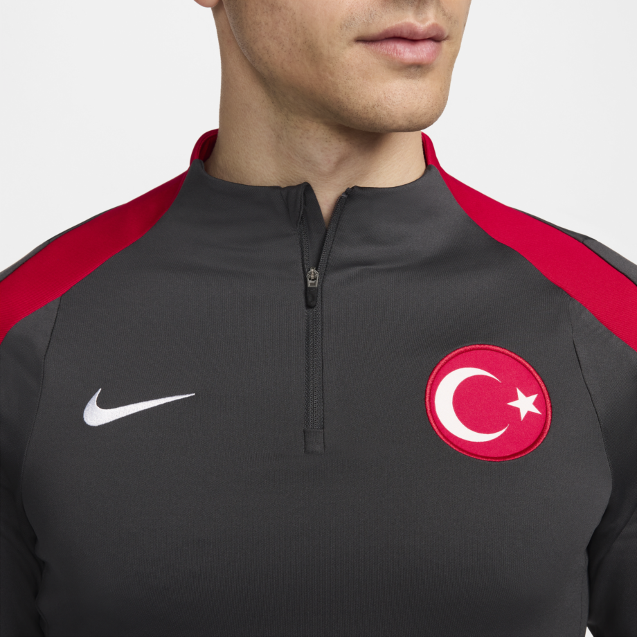 Nike Turkiet Strike