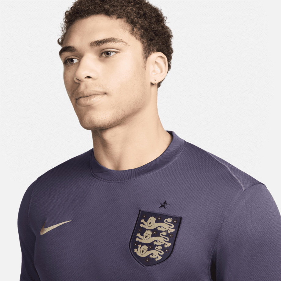 Nike England (herrar) 2024/25 Stadium (bortaställ)