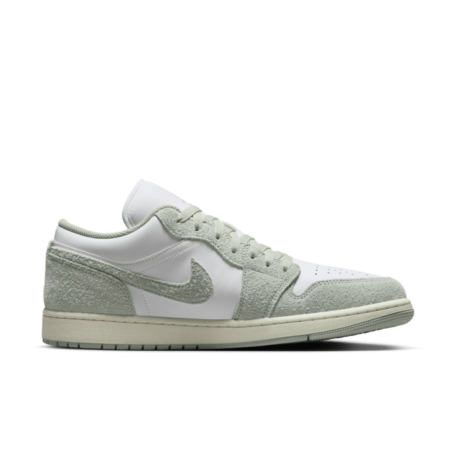 Nike Air Jordan 1 Low SE
