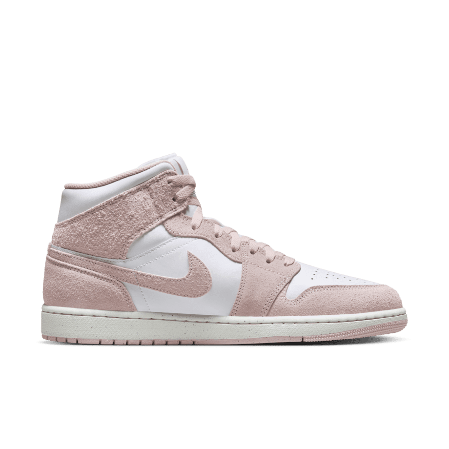Nike Air Jordan 1 Mid SE