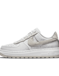 Nike Nike Air Force 1 Luxe