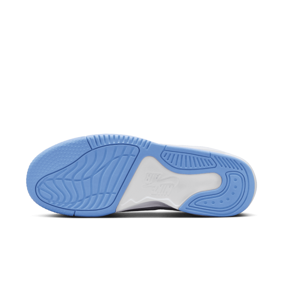 Nike Jordan Max Aura 5