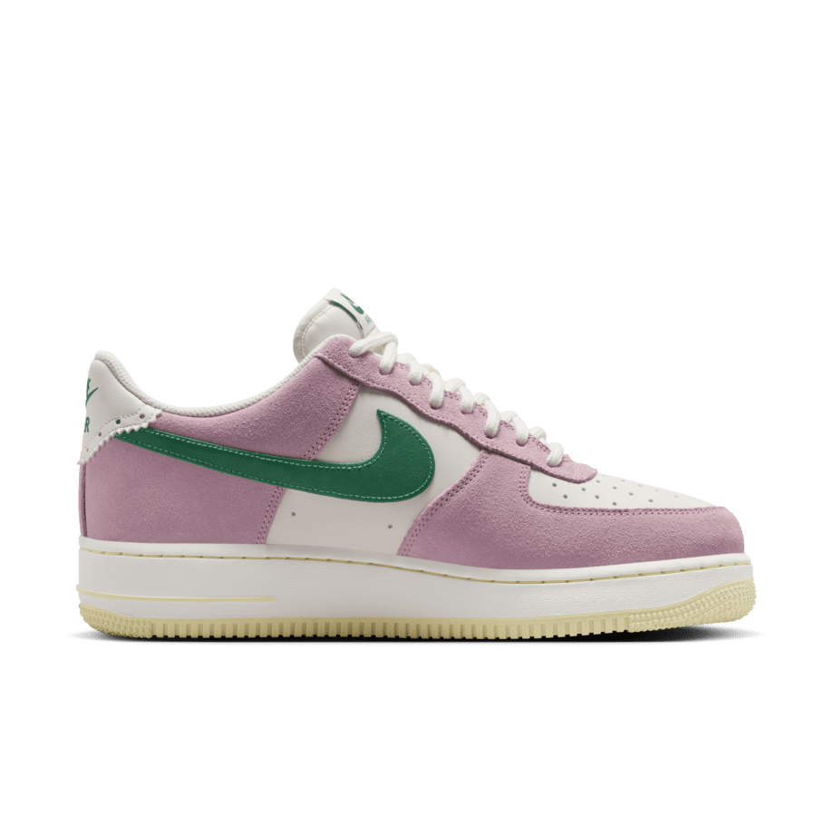 Nike Nike Air Force 1 '07 LV8