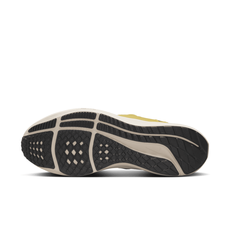 Nike Nike Air Huarache 20Y24 x Patta