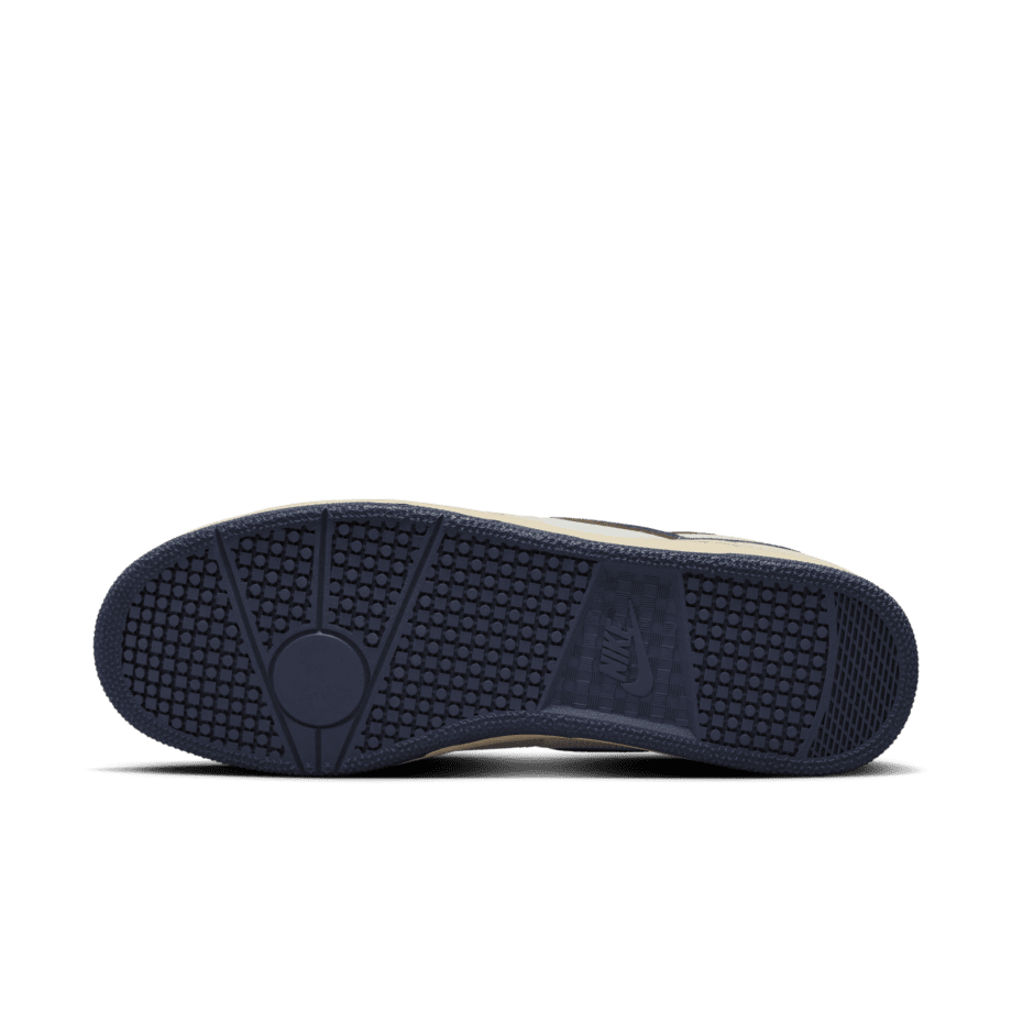 Nike Nike Attack Premium