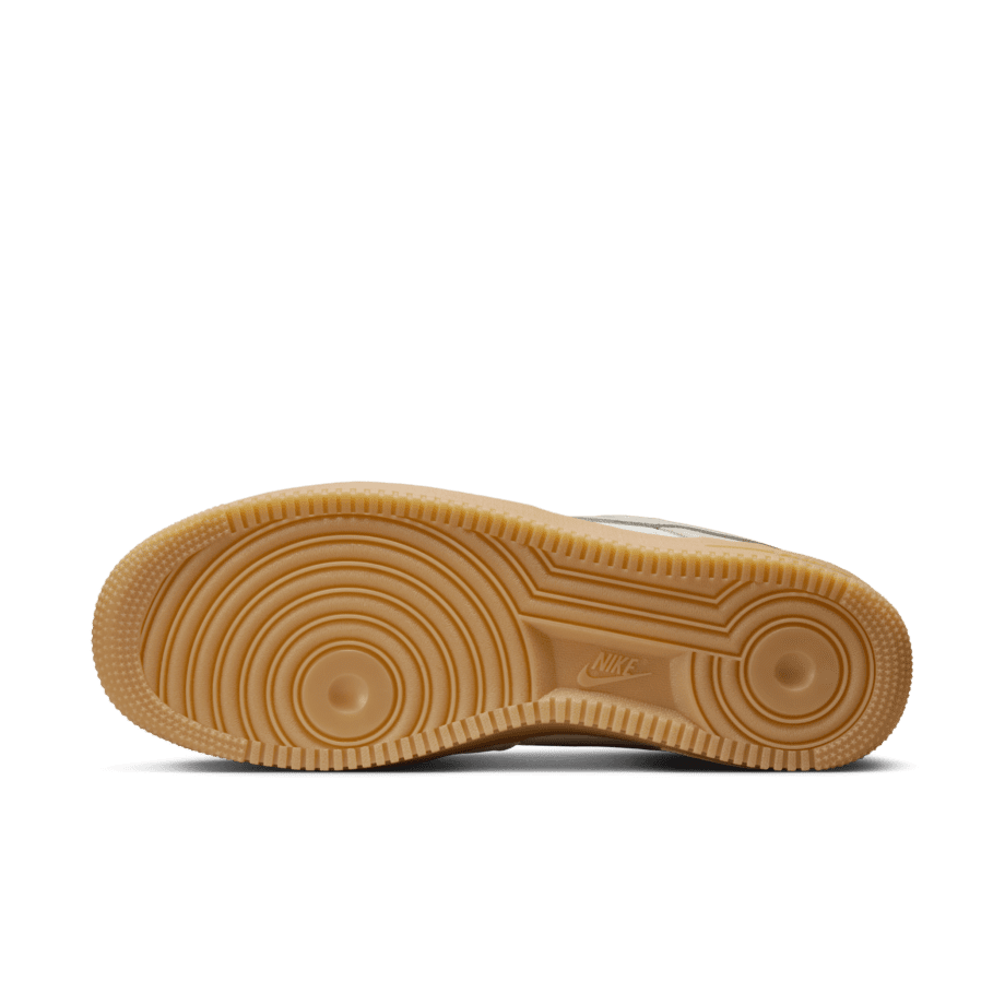 Nike Nike Air Force 1 '07 LV8