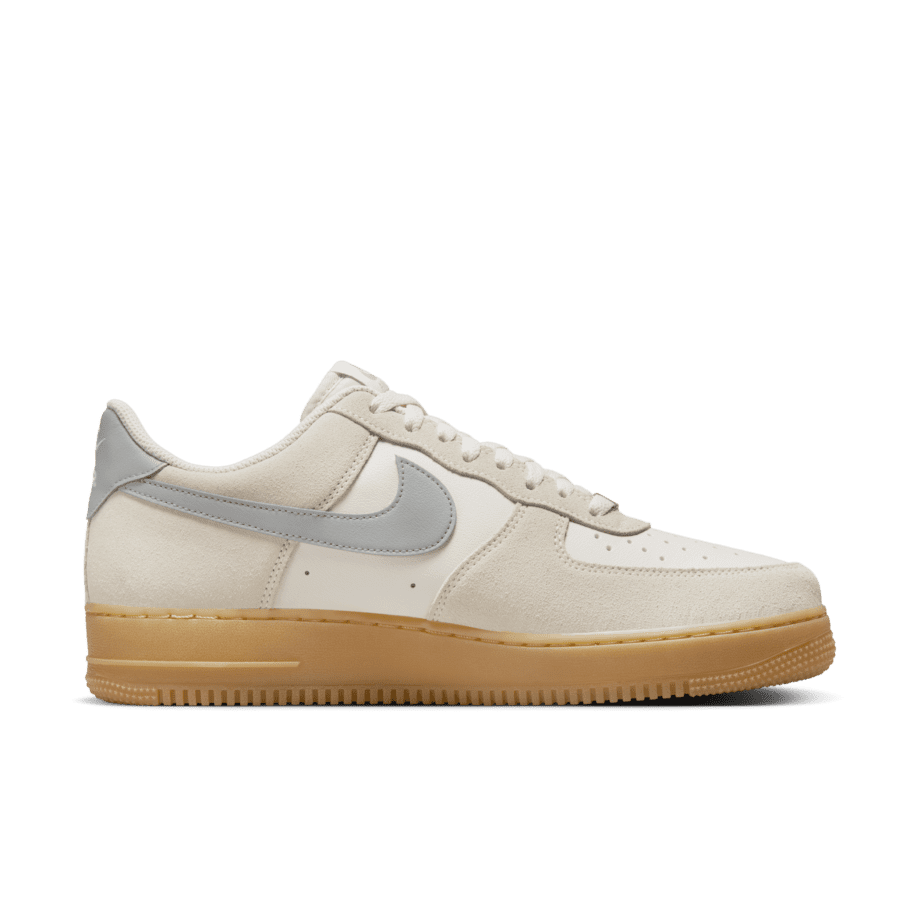 Nike Nike Air Force 1 '07 LV8