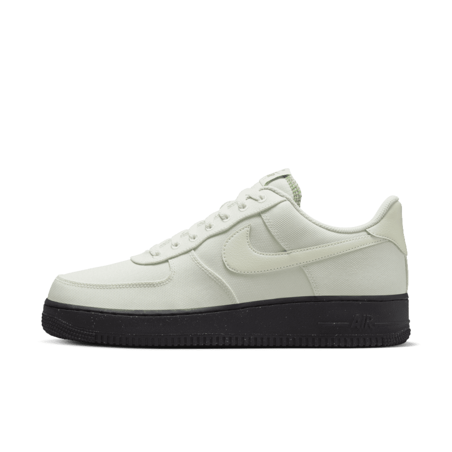 Nike Nike Air Force 1 '07 LV8