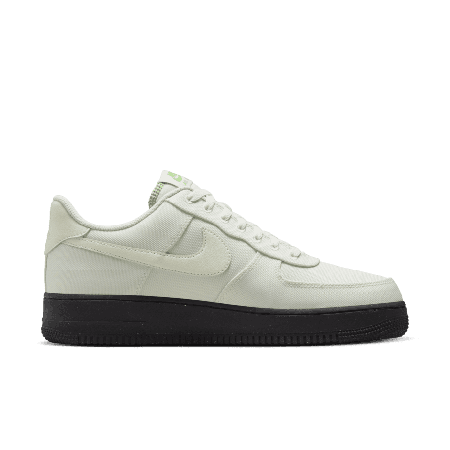 Nike Nike Air Force 1 '07 LV8