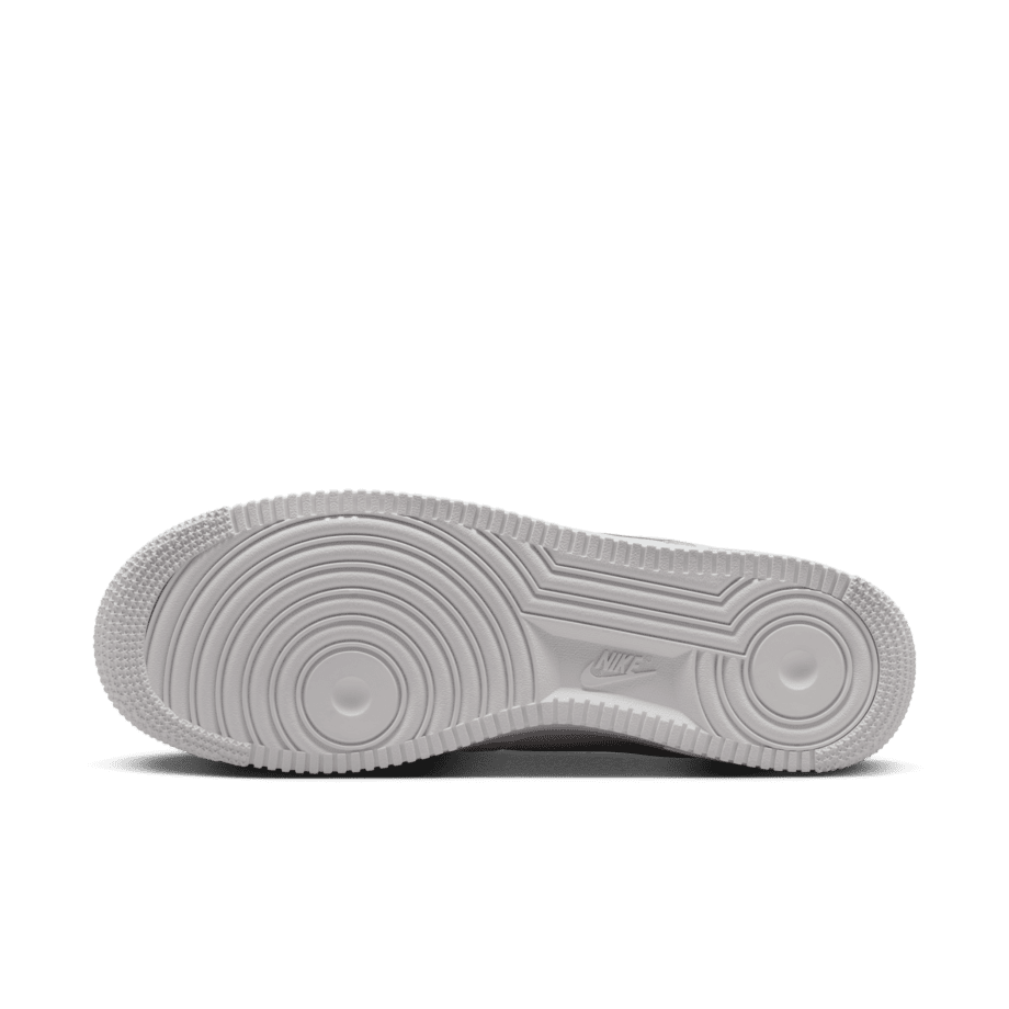Nike Nike Air Force 1 '07 LV8