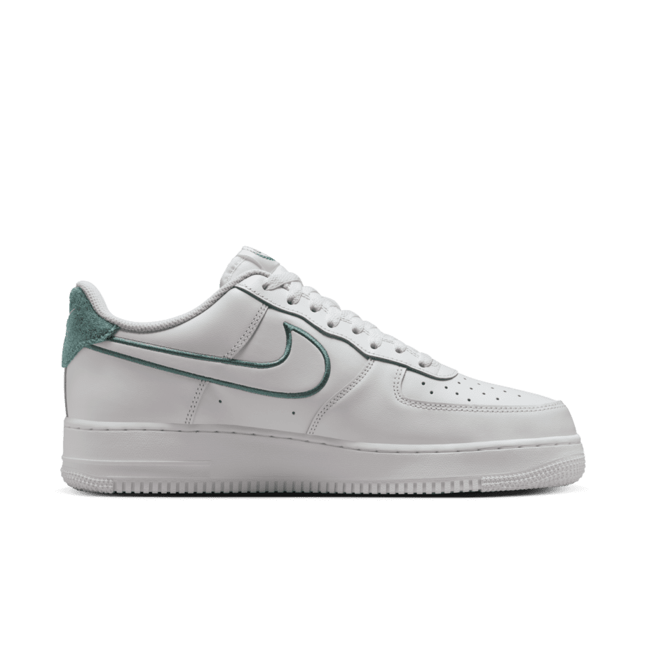 Nike Nike Air Force 1 '07 LV8