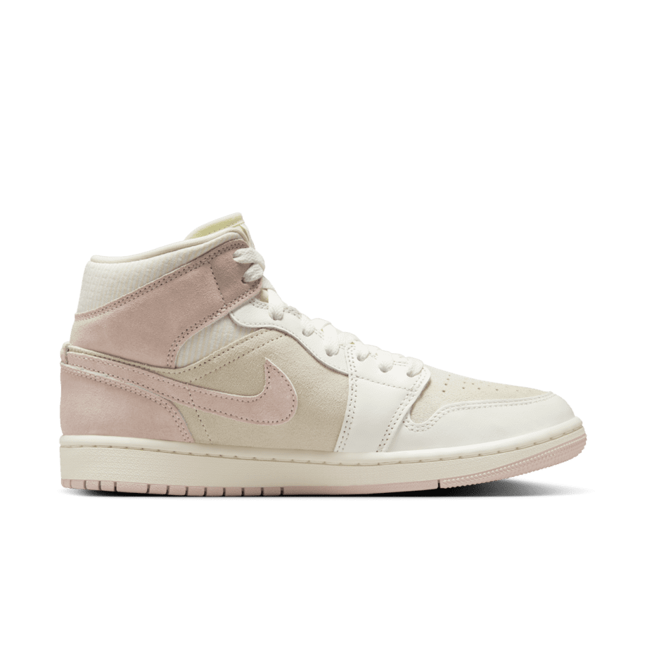 Nike Air Jordan 1 Mid SE