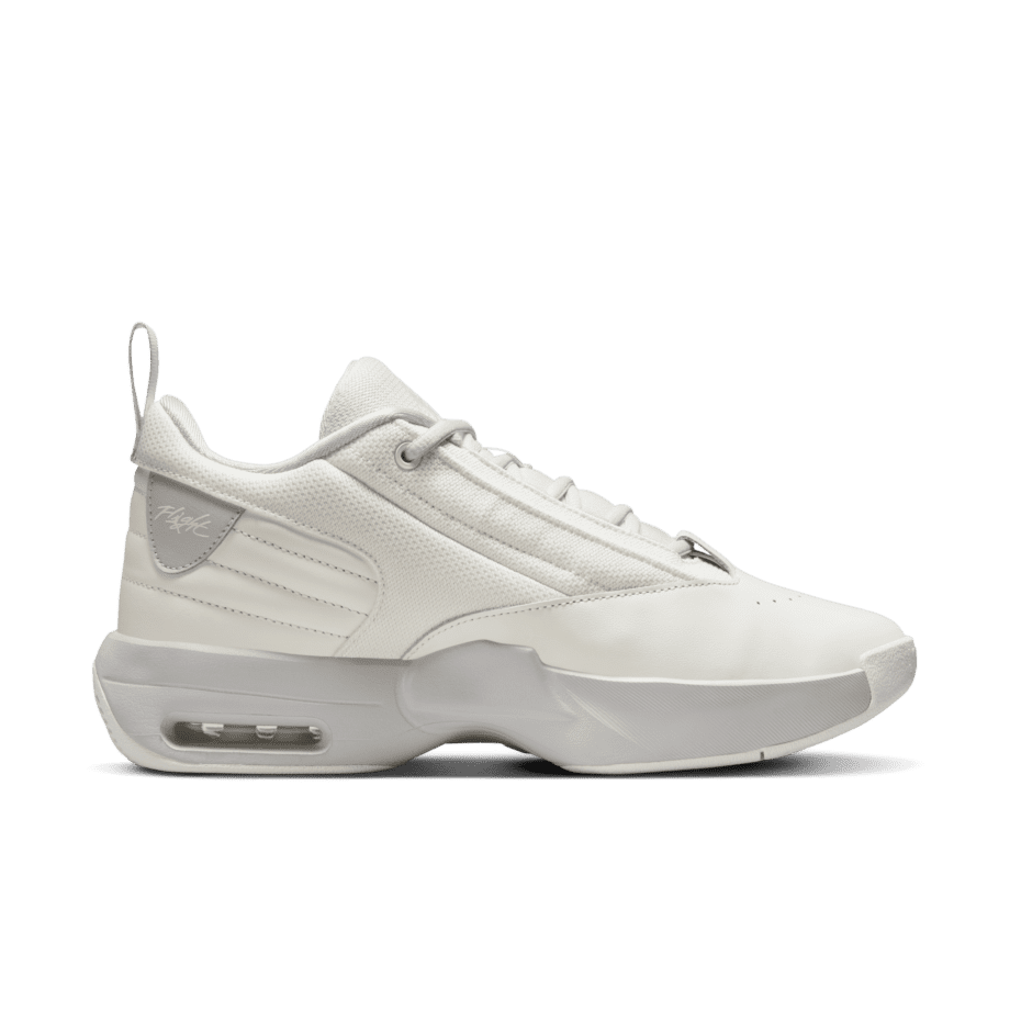 Nike Jordan Max Aura 6