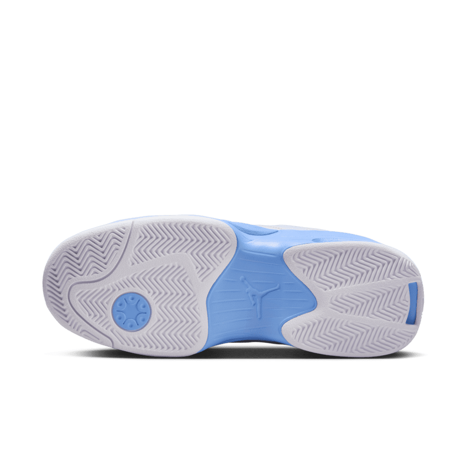 Nike Jordan Max Aura 6