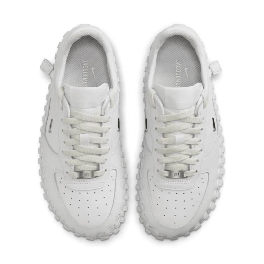 Nike Nike J Force 1 Low LX SP