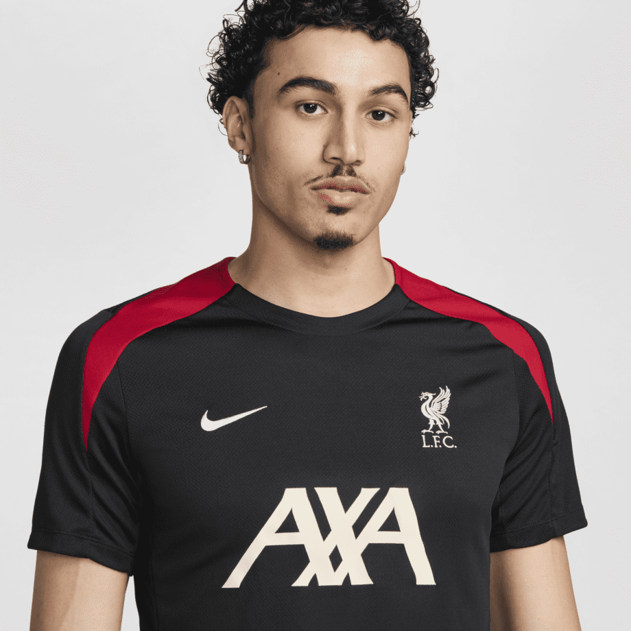 Nike Liverpool FC Strike