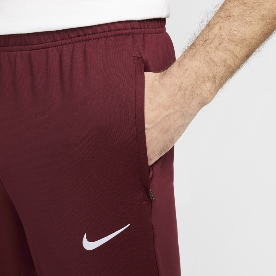 Nike Polen Strike