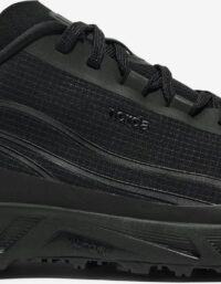 Norda 002 Stealth Black (Herr): 44 2/3 (US 11/UK 10/JPN 29)