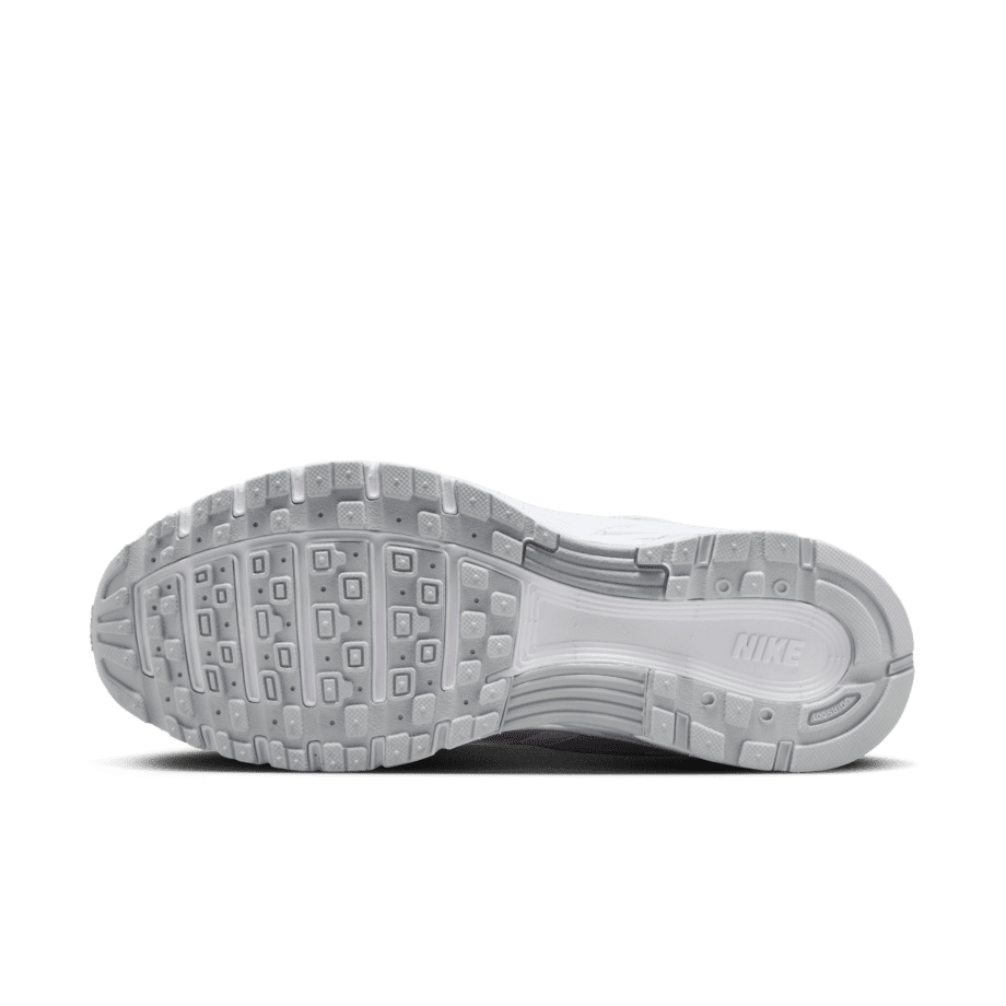 Nike Nike P-6000