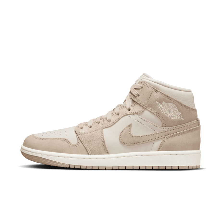 Nike Air Jordan 1 Mid SE