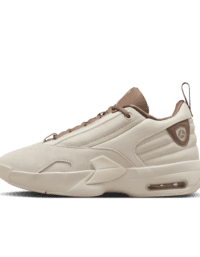 Nike Jordan Max Aura 6
