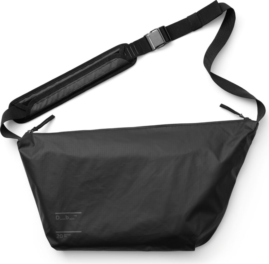 Db Db Ramverk Pro Sling Bag 20L Black Out
