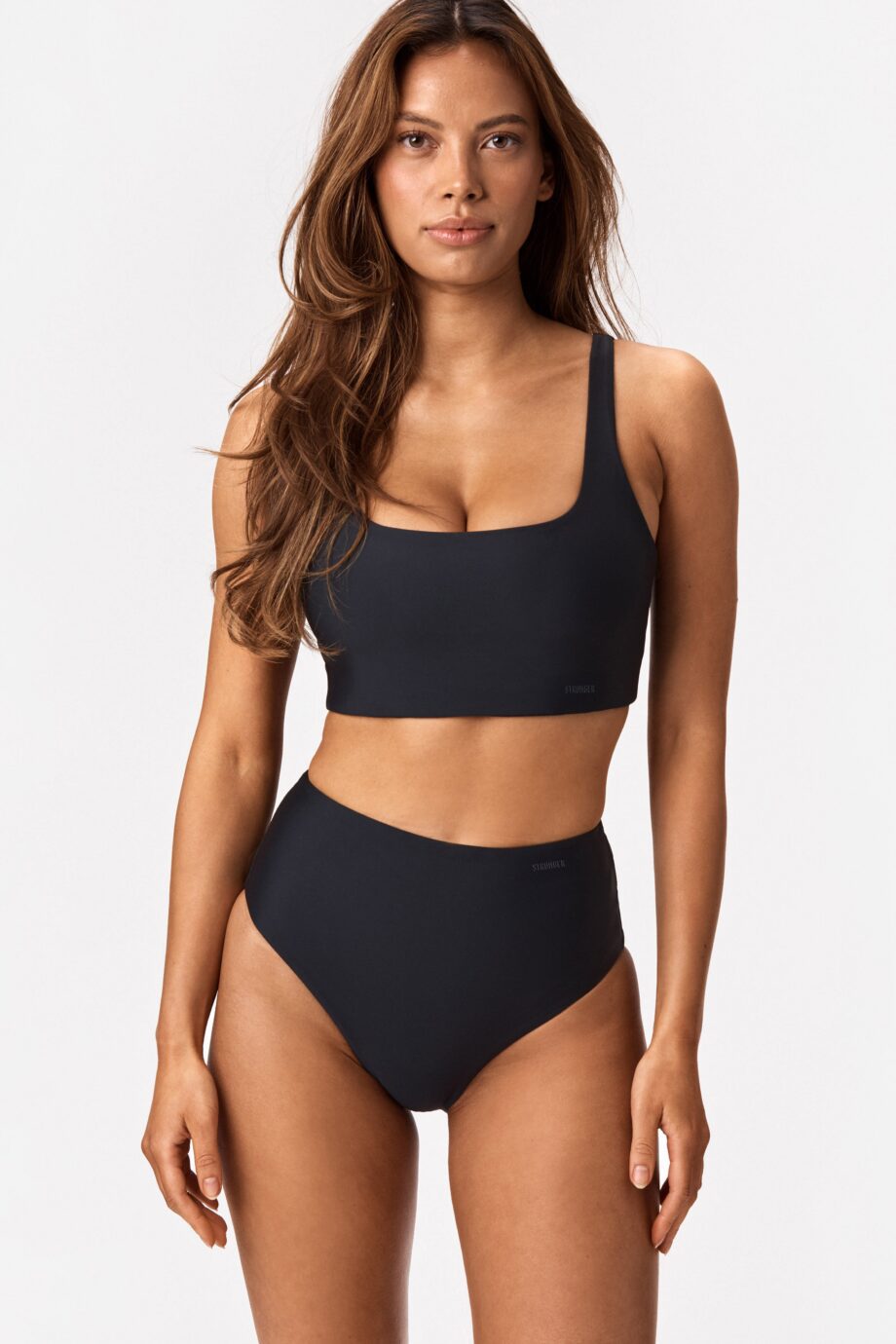 Stronger - Florencia Bikinitrosa