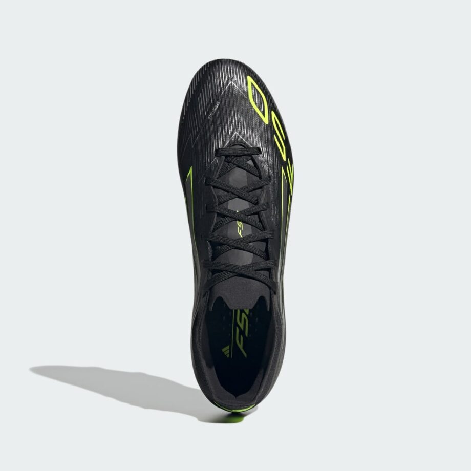 Adidas F50 Pro Fotbollsskor för fasta underlag