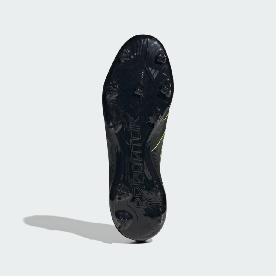 Adidas fotbollsskor