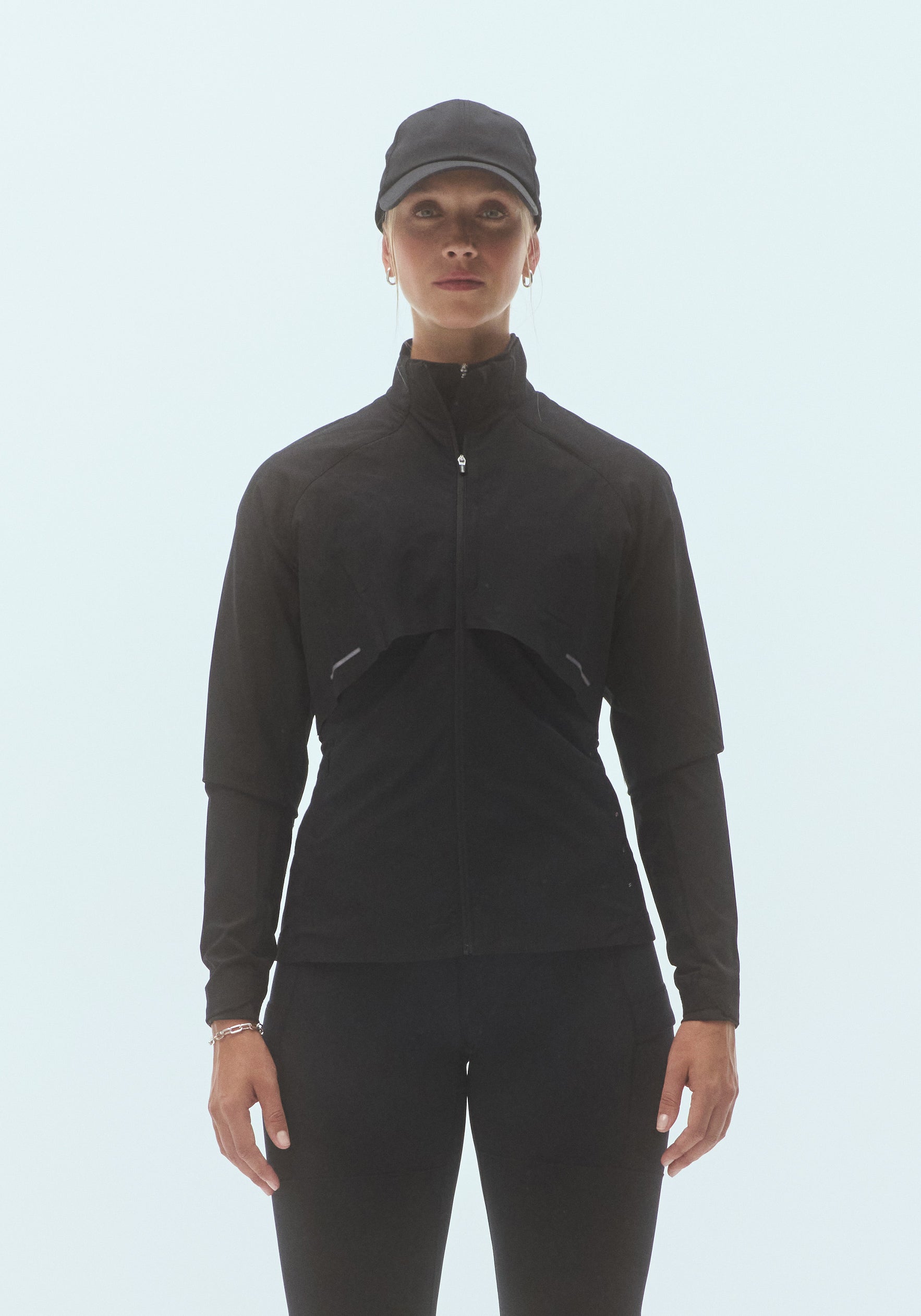 Casall Dynamic Windbreaker Jacket - Black