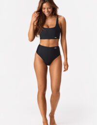 Stronger - Florencia Bikinitrosa