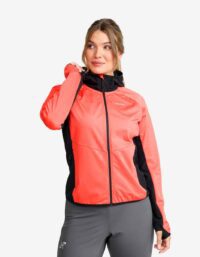 Revolution Race Pace Hooded Wind Jacket Dam Hot Coral, Storlek:XS