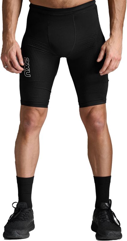 2XU Light Speed React Compression Shorts M Löparshorts Black/White Reflective, M