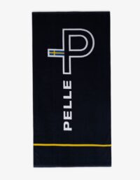 Pelle P - Logo Towel, Dk Navy Blue En dagstur innehållande sol och bad står på agendan och väskan ska packas