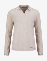 Pelle P - W Tiller Polo, Lt. Beige Oak Melange Denna dampolo är tillverkad i en mjuk blandning av ekologisk bomull och kashmir som ger en skön och mjuk känsla