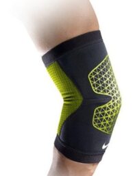 NIKE Pro Combat Elbow Sleeve (Storlek kläder: S)