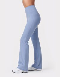 Stronger Soft Flared Back Pocket Tights