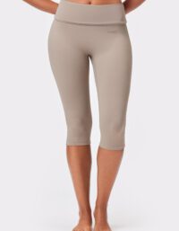 Stronger Soft Fold Over Capri Tights