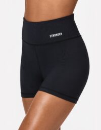 Stronger Alma Hotpants