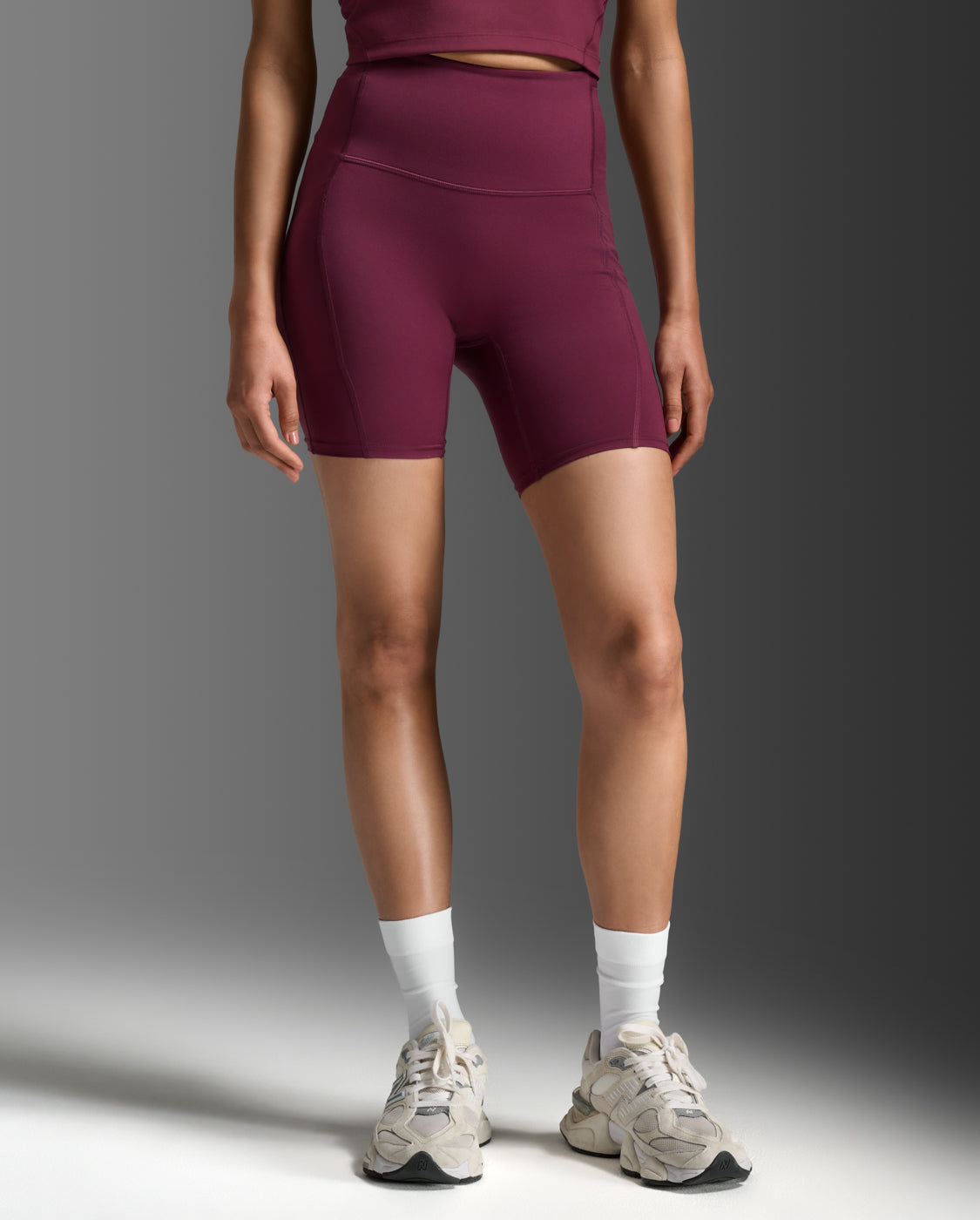 2XU Form Stash Hi-Rise Compression 6 Inch Shorts