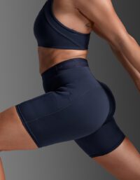 2XU Form Stash Hi-Rise Compression 6 Inch Shorts