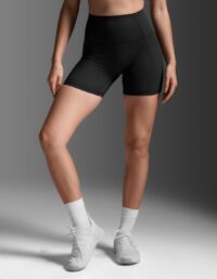 2XU Fluid Hi-Rise 5 Inch Shorts