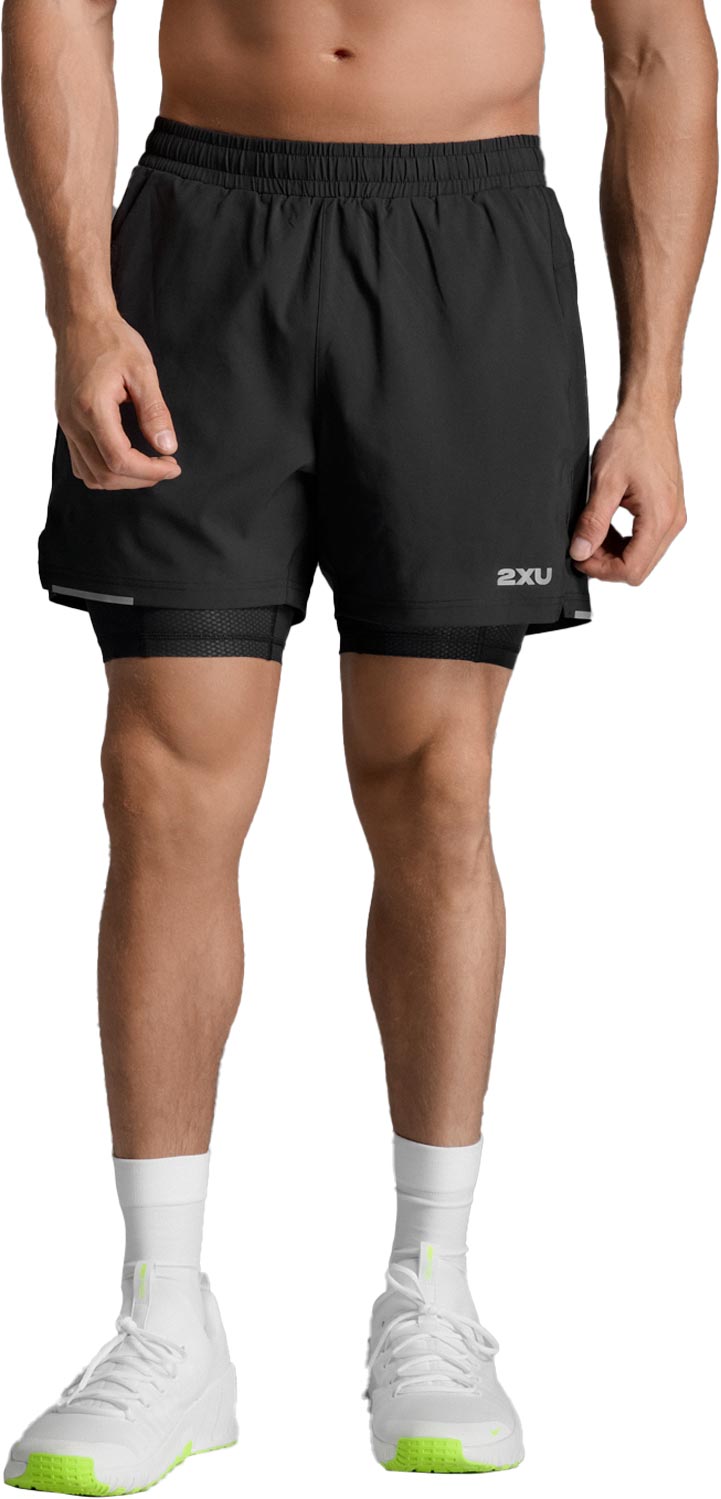 2XU Aero Mesh 2-in-1 5-inch Shorts Herr Svart S | Löparshorts