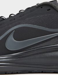 Nike Revolution 8 Utility, svart